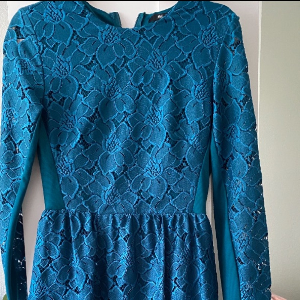 !!SOLD!!Turquoise lace dress